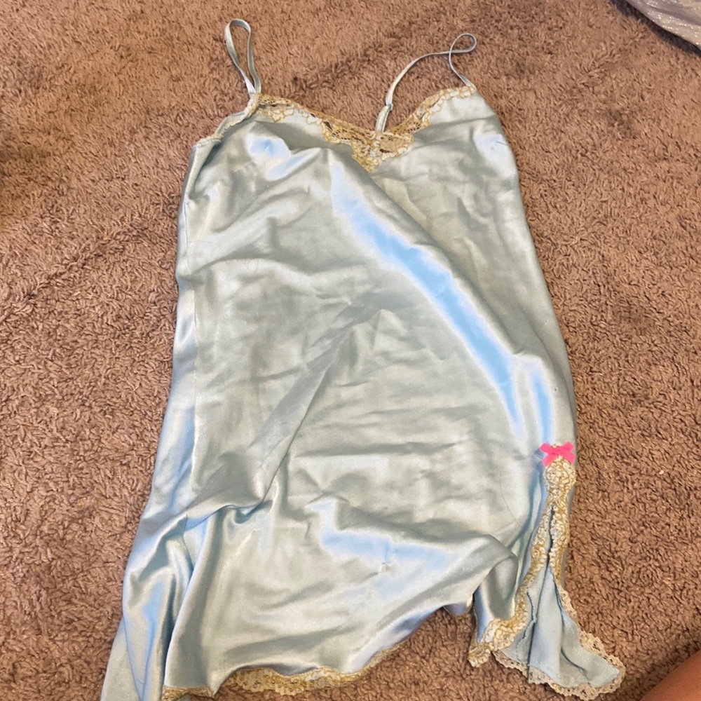Size small
